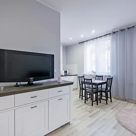 Quality - White Studio Old Town *